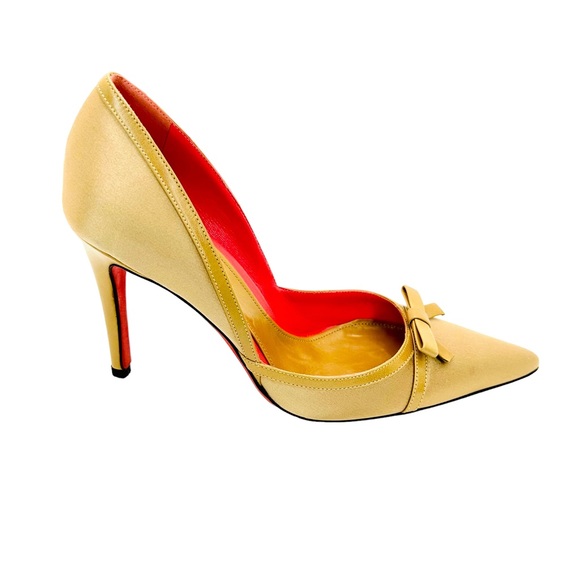 Judith Leiber NWD beige satin and leather 4” high heel pump Sz 8 - Picture 4 of 14